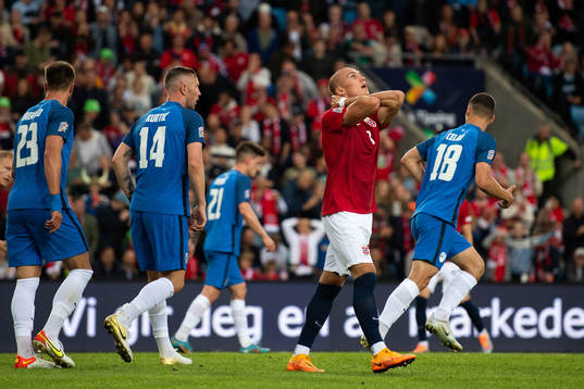 Leo Skiri Østigård of Norway looks dejected