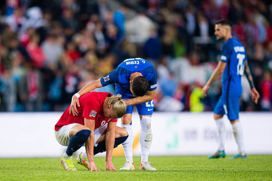 Erling Braut Haaland of Norway and Adam Gnezda Čerin of