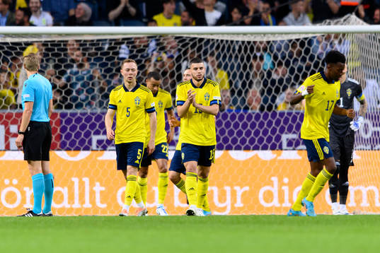 Joel Andersson and Edvin Kurtulus of Sweden look dejected