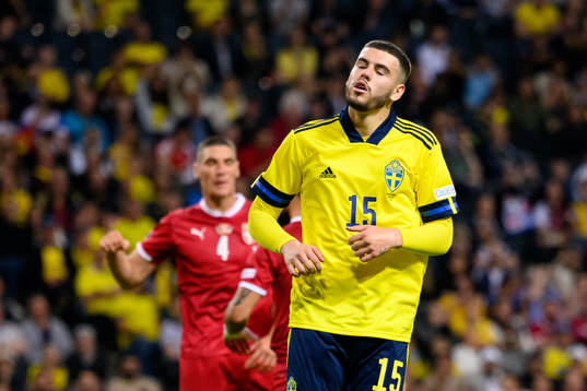 Edvin Kurtulus of Sweden looks dejected