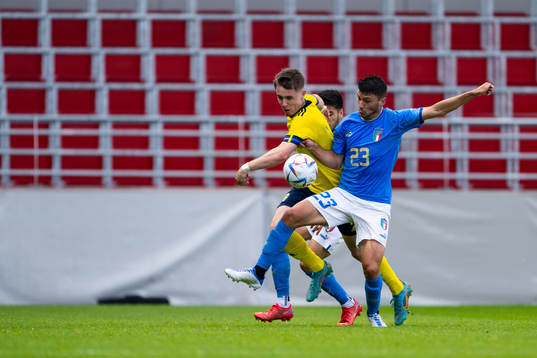 Patrik Wålemark of Sweden and Nicolo Cambiaghi of Italy