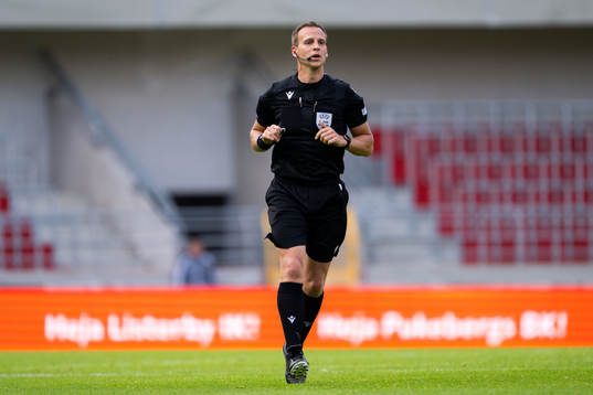 Referee Nathan Verboomen