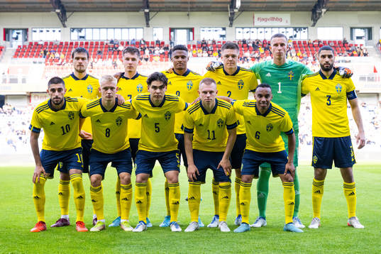 The starting eleven of Sweden pose for a team photo