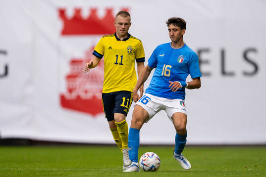 Isak Jansson of Sweden and Andrea Cambiaso of Italy