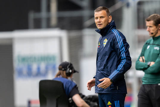 Andreas Pettersson head coach of Sweden