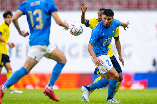 Nicolo Cambiaghi of Italy and Bilal Hussein of Sweden