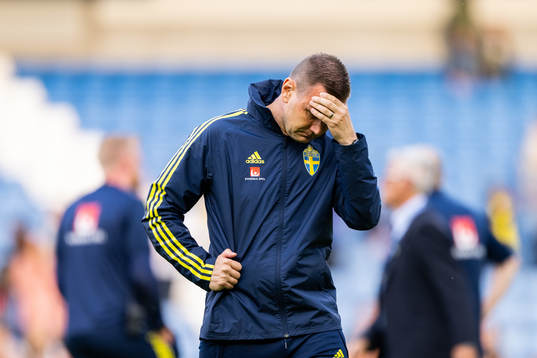 Andreas Pettersson head coach of Sweden looks dejected