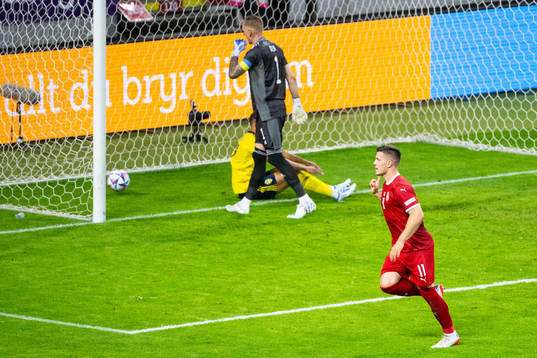 Luka Jovic of Serbia celebrates