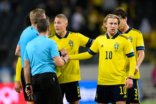 Ludwig Augustinsson and Emil Forsberg of Sweden