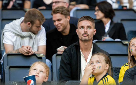 Mikael Lustig in the stands