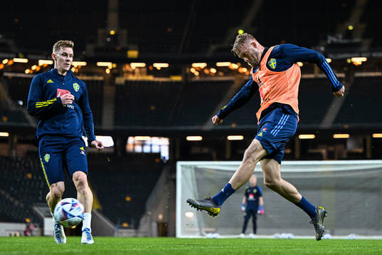 Emil Krafth and Daniel Sundgren of the Swedish national