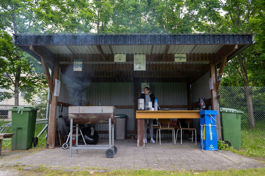 Husie grill förbereds