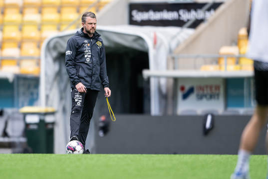 Manager Jimmy Thelin