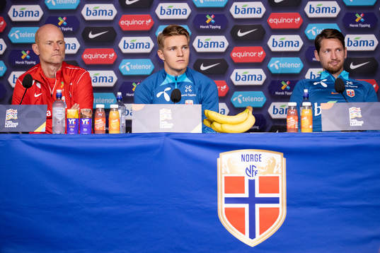 Ståle Solbakken, head coach of Norway, Martin Ødegaard