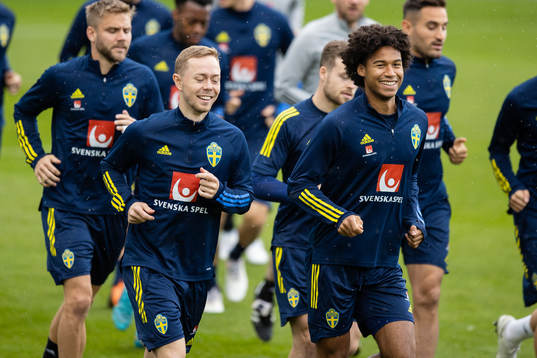 Joel Andersson and Jens Cajuste of the Swedish national