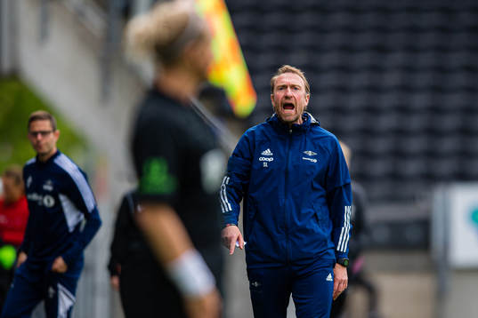 Steinar Lein, head coach of Rosenborg, reacts