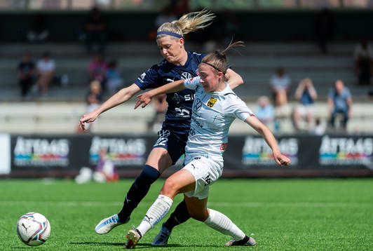 FC Rosengårds Olivia Schough och Umeås Vilma Koivisto