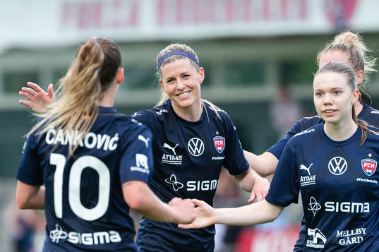 Bläddra bland fler bilder av Fotboll, Damallsvenskan, FC Rosengård - Umeå