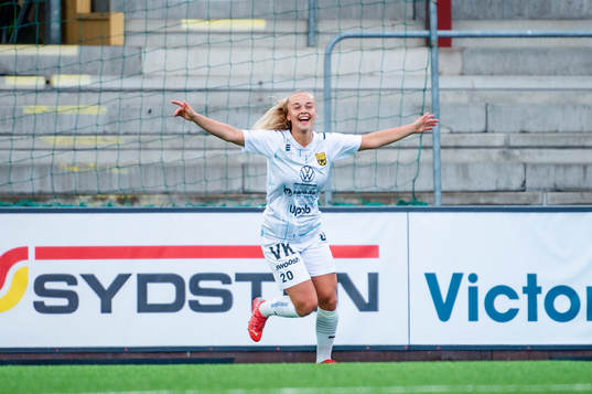 Umeås Villemo Dahlqvist jublar