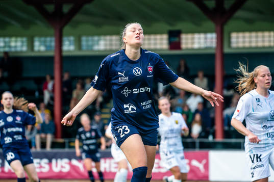 Rosengårds Stefanie Sanders deppar