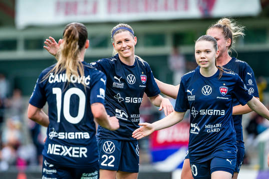 Rosengårds Olivia Schough jublar