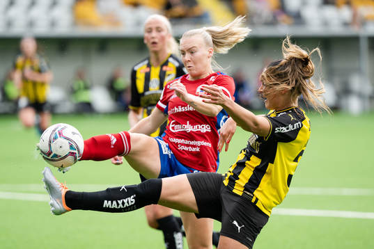 Vittsjös Jutta Rantala och Häckens Johanna Rytting Kaneryd