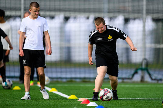 Sebastian Thörn och tränare Harry Lundqvis