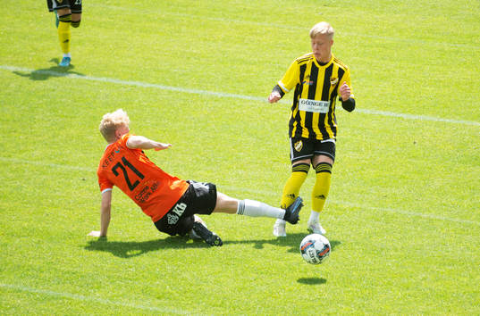 IFK Hässleholms Wictor Willseus i matchen i div. 2 Södra