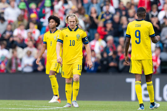 Emil Forsberg of Sweden looks dejected