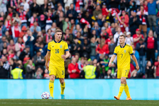 Viktor Gyökeres and Viktor Claesson of Sweden look dejected