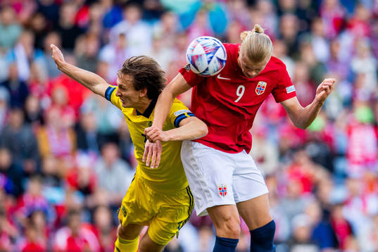 Erling Braut Haaland of Norway scores the 1-0 goal