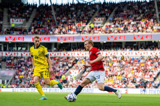 Dejan Kulusevski of Sweden and Mats Møller Dæhli of Norway