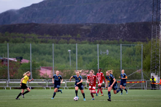 13 under fotbollsmatchen i Damallsvenskan mellan Piteå och