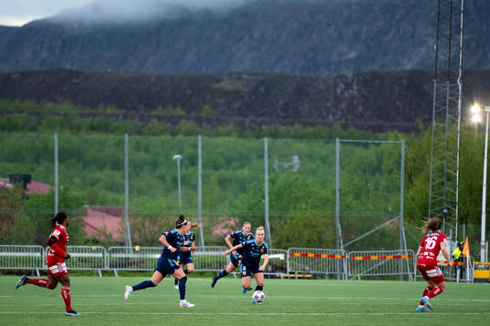 13 under fotbollsmatchen i Damallsvenskan mellan Piteå och