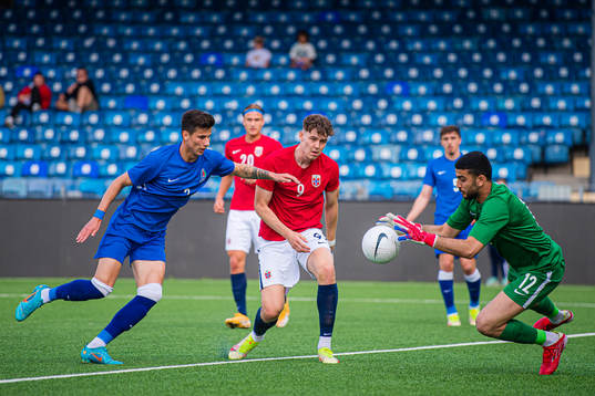 Zamig Aliyev of Azerbaijan, Jørgen Strand Larsen of Norway