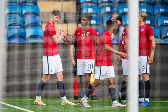 Jørgen Strand Larsen of Norway celebrates