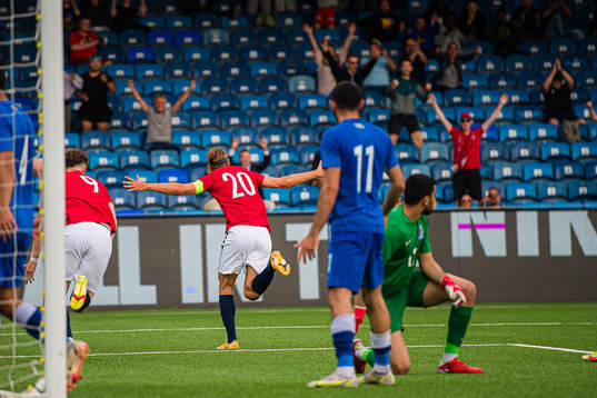 Erik Botheim of Norway celebrates