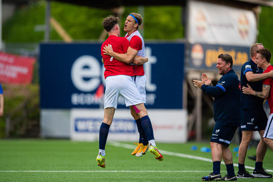 Jørgen Strand Larsen and Erik Botheim of Norway celebrates