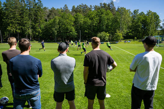 Frölundas och IFK Göteborgs spelare