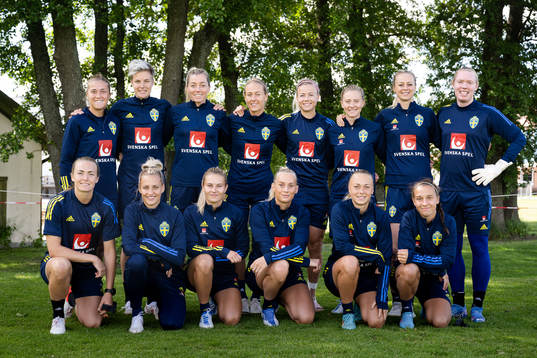 The players pose for a group photo