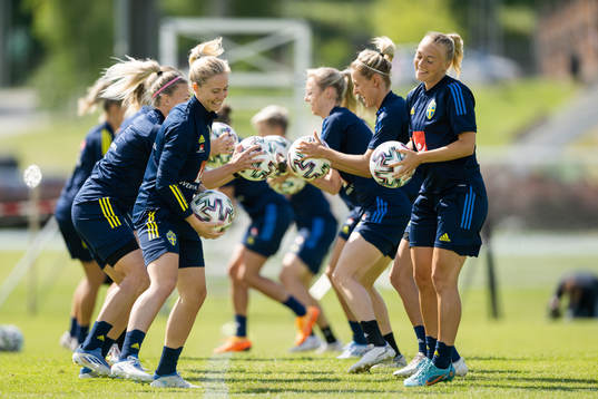Rebecka Blomqvist and Hanna Bennison