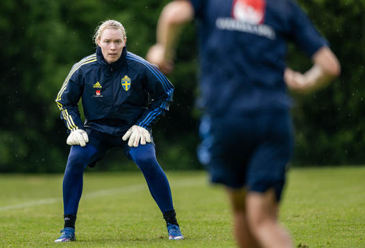 Goalkeeper Hedvig Lindahl