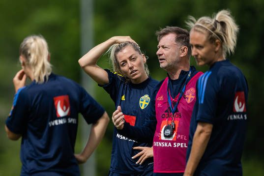 Linda Sembrant and head coach Peter Gerhardsson