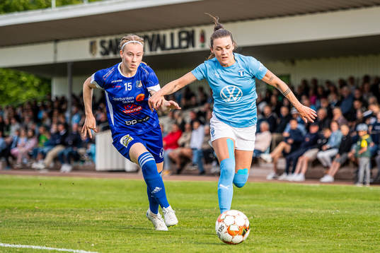 Södra Sandbys Agnes Mårtensson och Malmö FFs Saga