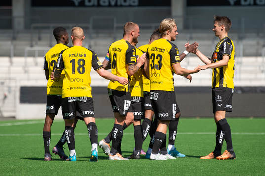 Bläddra bland fler bilder av Fotboll, Träningsmatch, Häcken - Halmstad