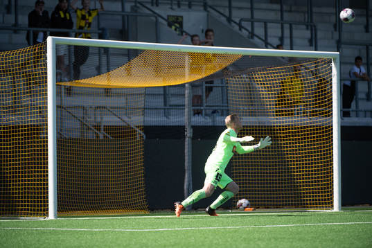Häckens Målvakt Peter Abrahamsson