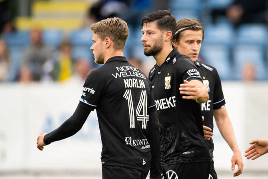 IFK Göteborgs Kevin Yakob jublar