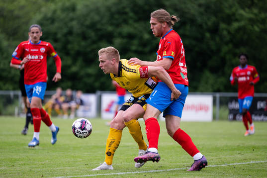 Elfsborgs Per Frick och Helsingborgs Charlie Weberg