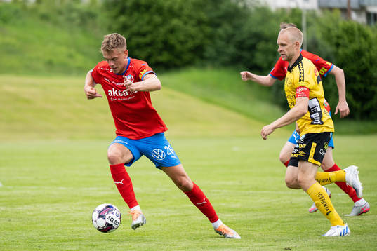 Helsingborgs Dennis Olsson och Elfsborgs Johan Larsson