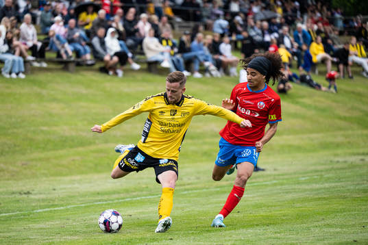 Elfsborgs Rasmus Alm och Helsingborgs Adam Kaied